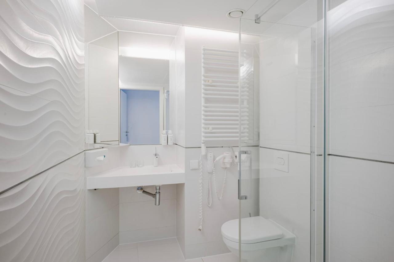 Ultra Marine By Zdrojowa Hotel โควอบเซก ภายนอก รูปภาพ