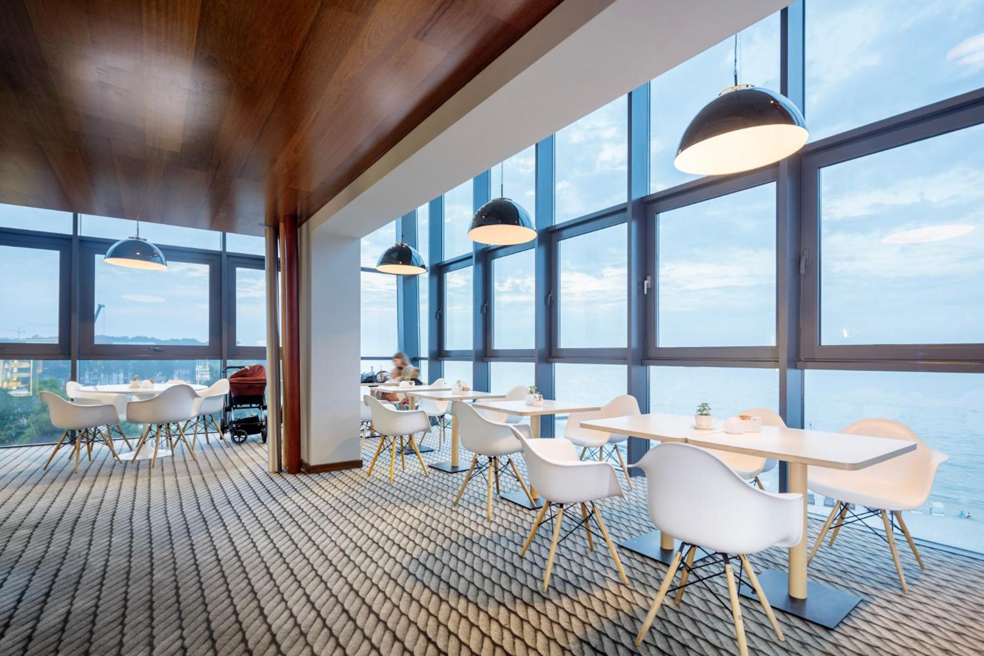 Ultra Marine By Zdrojowa Hotel โควอบเซก ภายนอก รูปภาพ