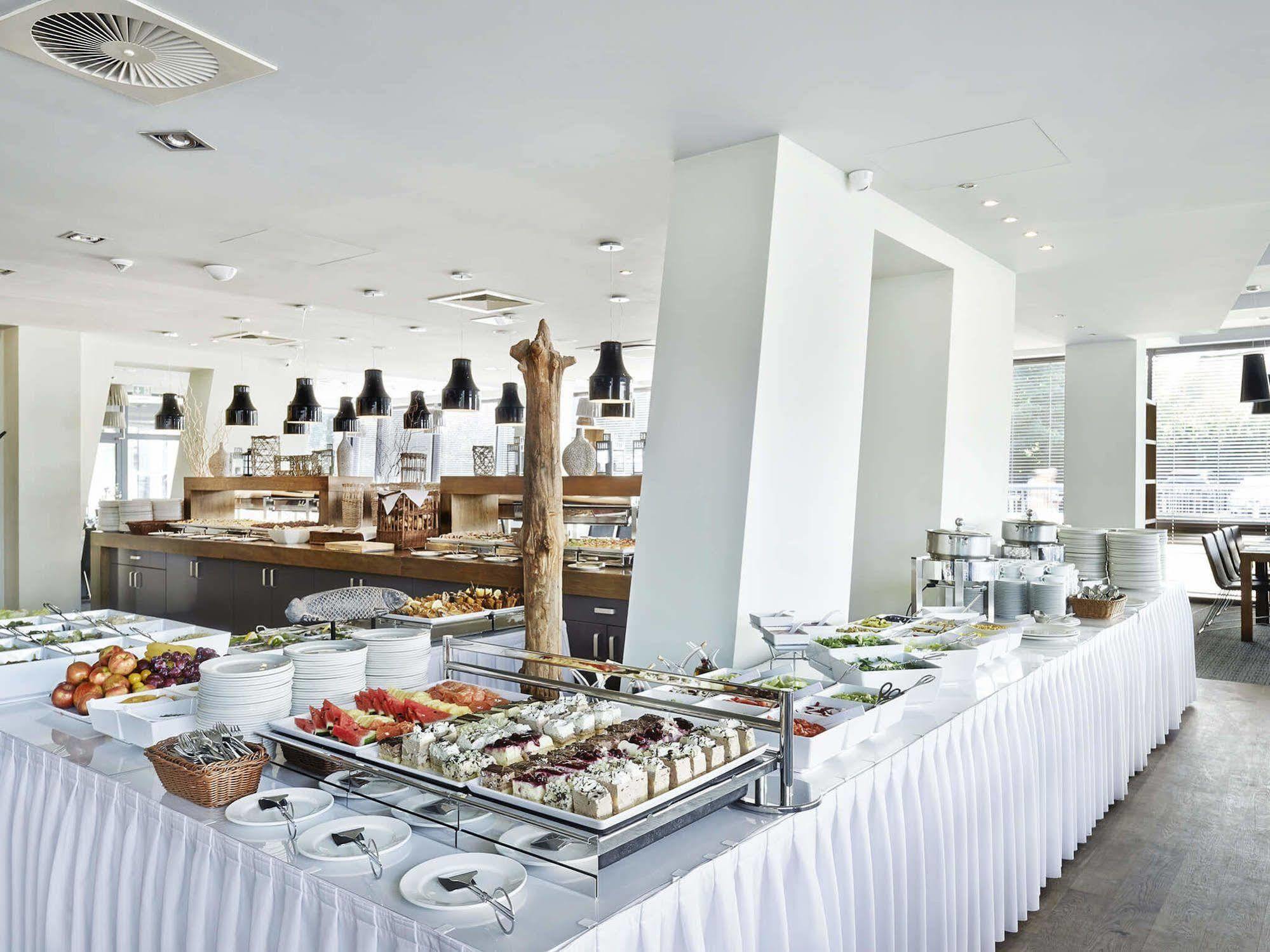 Ultra Marine By Zdrojowa Hotel โควอบเซก ภายนอก รูปภาพ