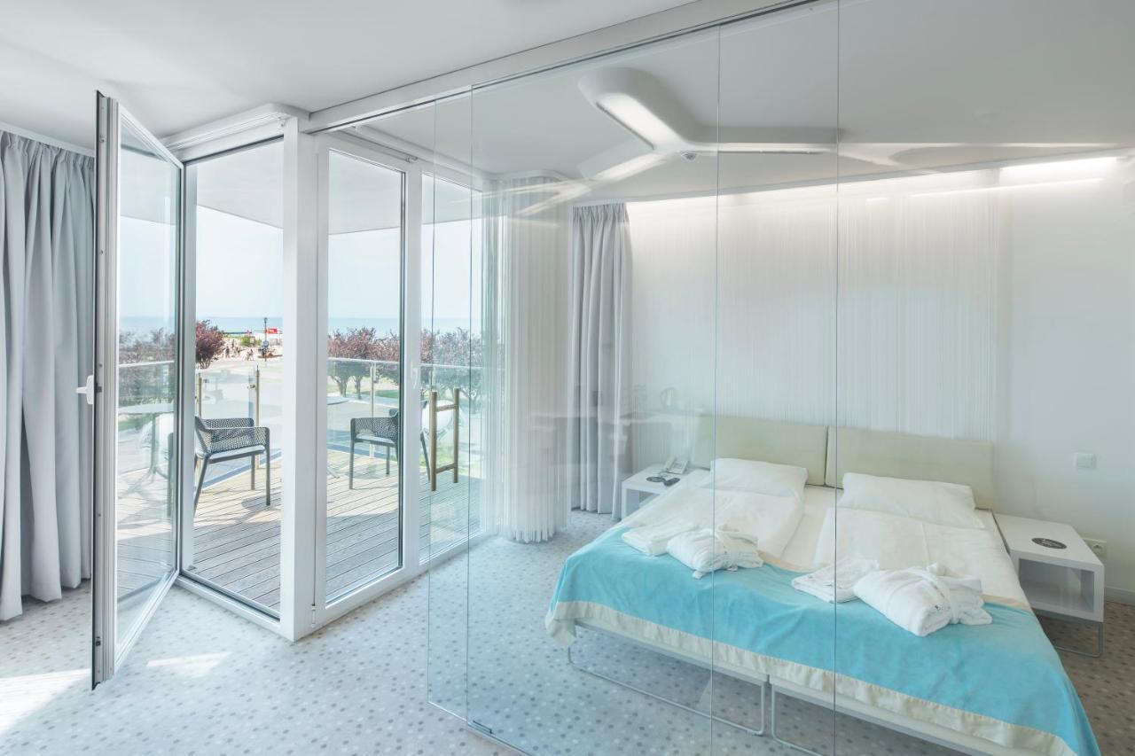 Ultra Marine By Zdrojowa Hotel โควอบเซก ภายนอก รูปภาพ